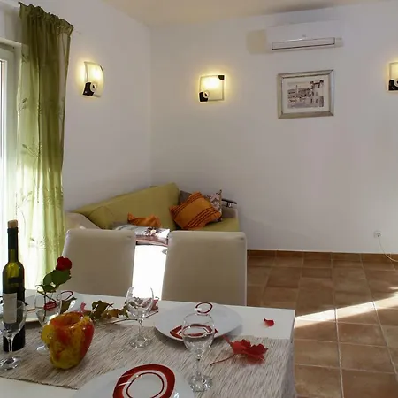 Apartman Zara Razanj Exterior photo