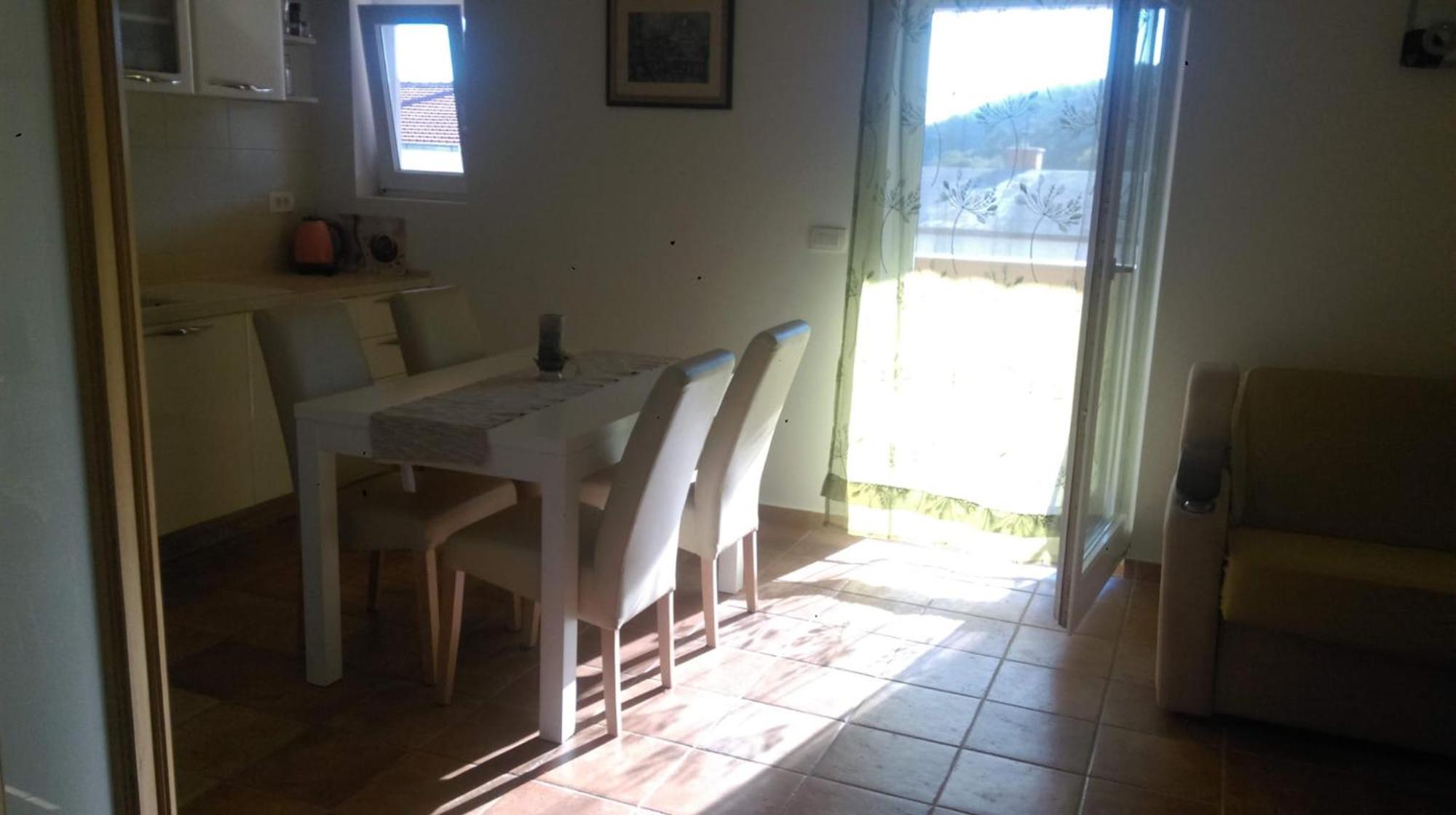 Apartment Zara Razanj